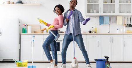 Pulire casa in modo ecologico: guida pratica con detergenti naturali che funzionano davvero